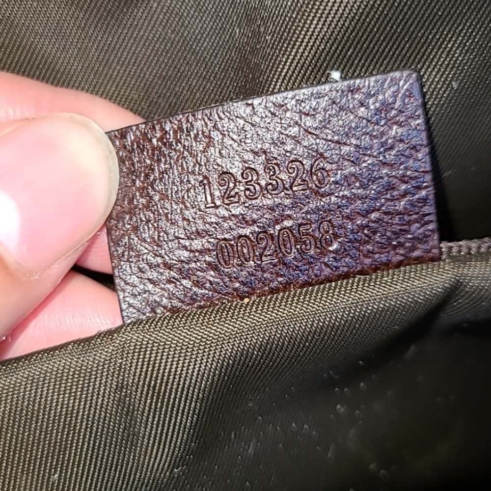 Authentic Gucci crossbody baby bag - Picture 7 of 7